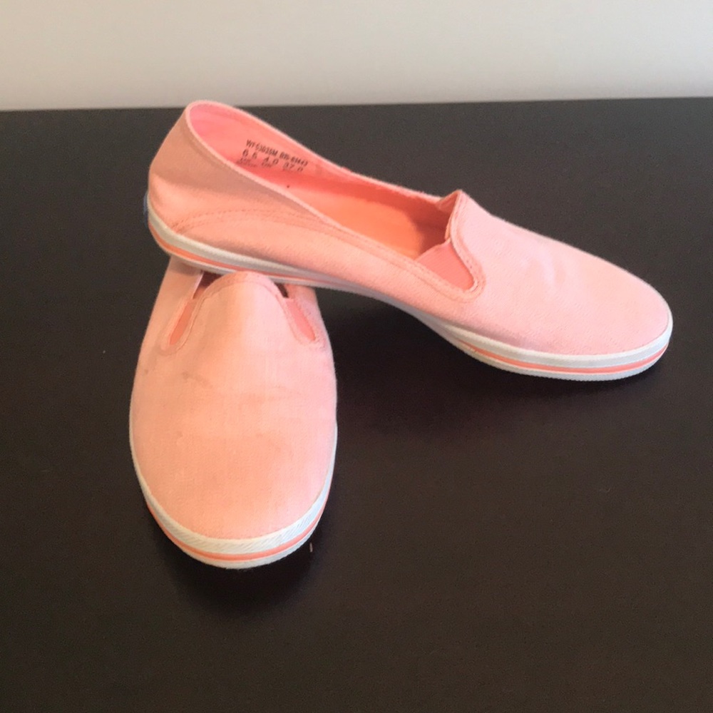 Peach colored Keds size 6.5